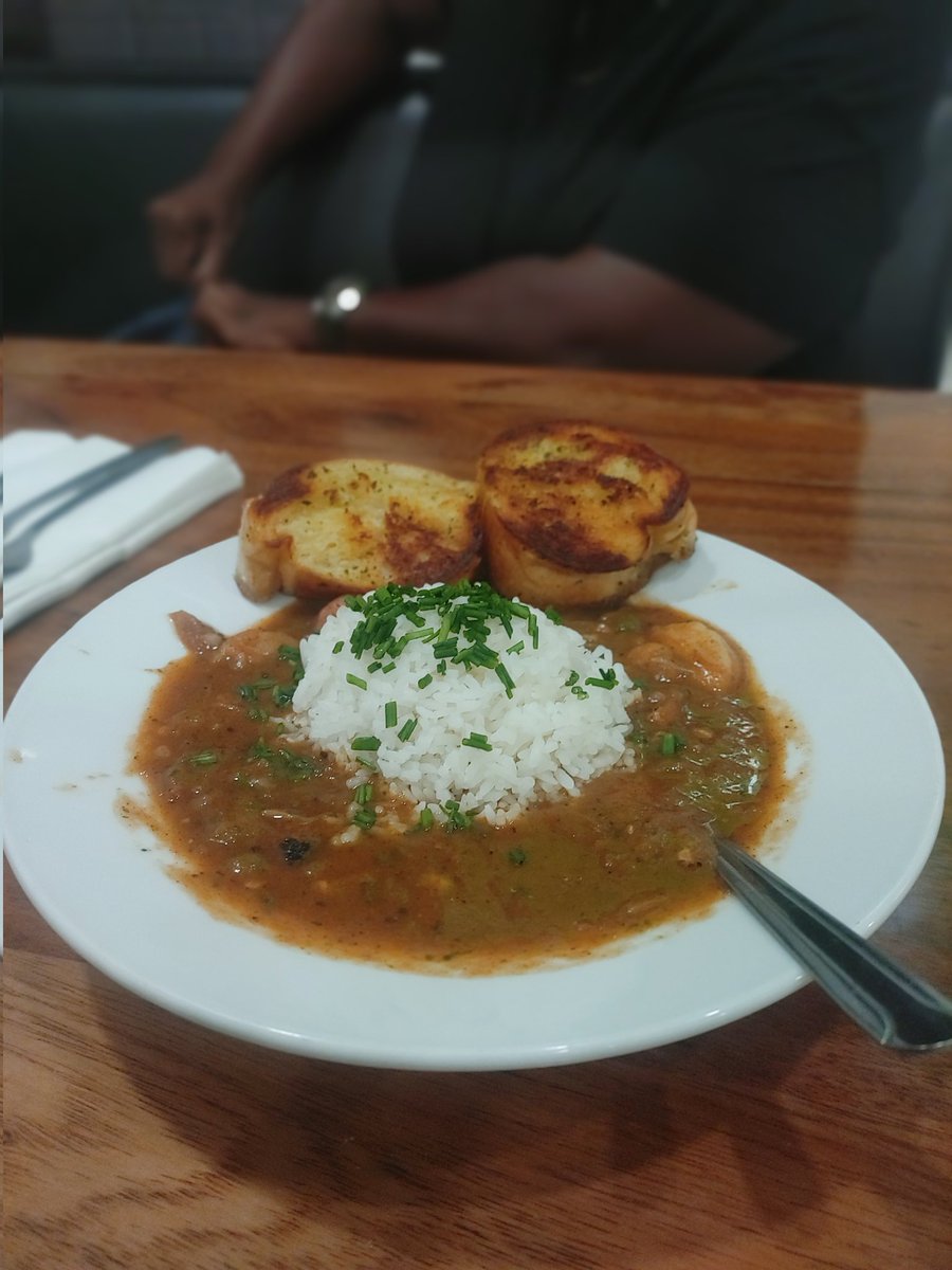 da_choosta's tweet photo. Oysters on the half shell shrimp etoufee
#KingOfTheSpaceJews
#DCIRF https://t.co/do3lY7vSY3