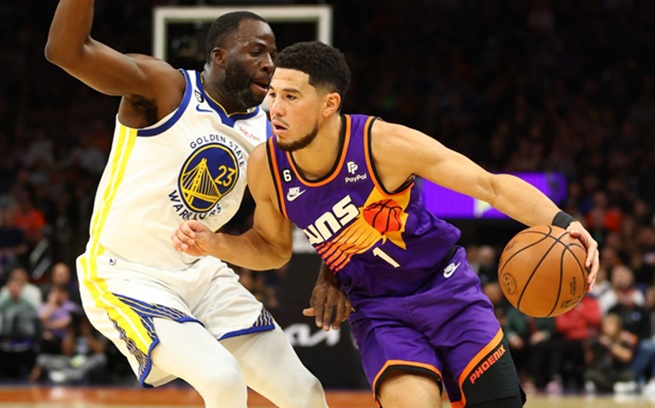 Phoenix'ten şampiyona fark (Klay Thompson ilk kez atıldı) basketfaul.com/haber?haber=10…