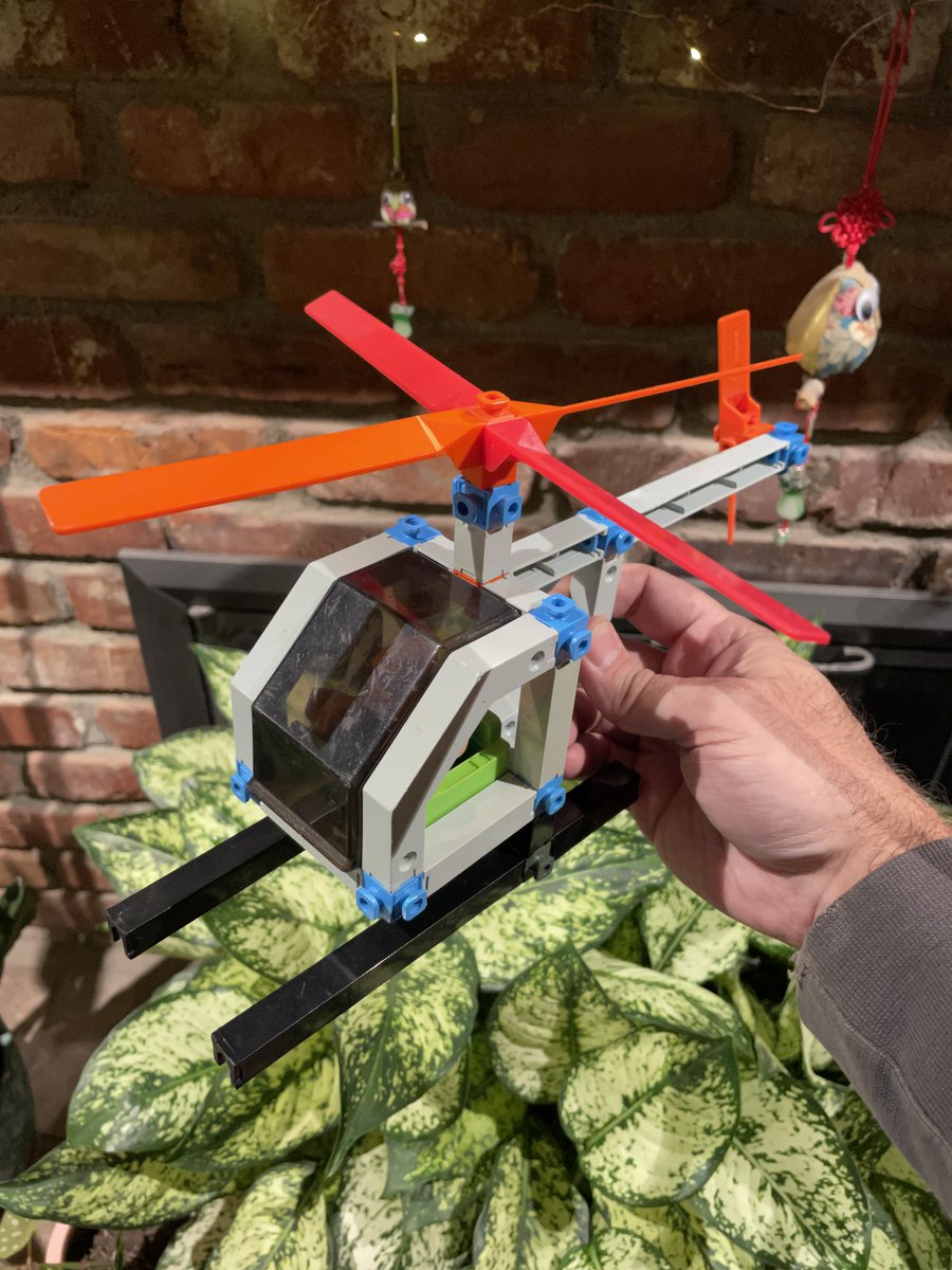 jeffsotoart's tweet image. Yo! Just built this and it proves I am the oldest NFT artist on your feed! #construx