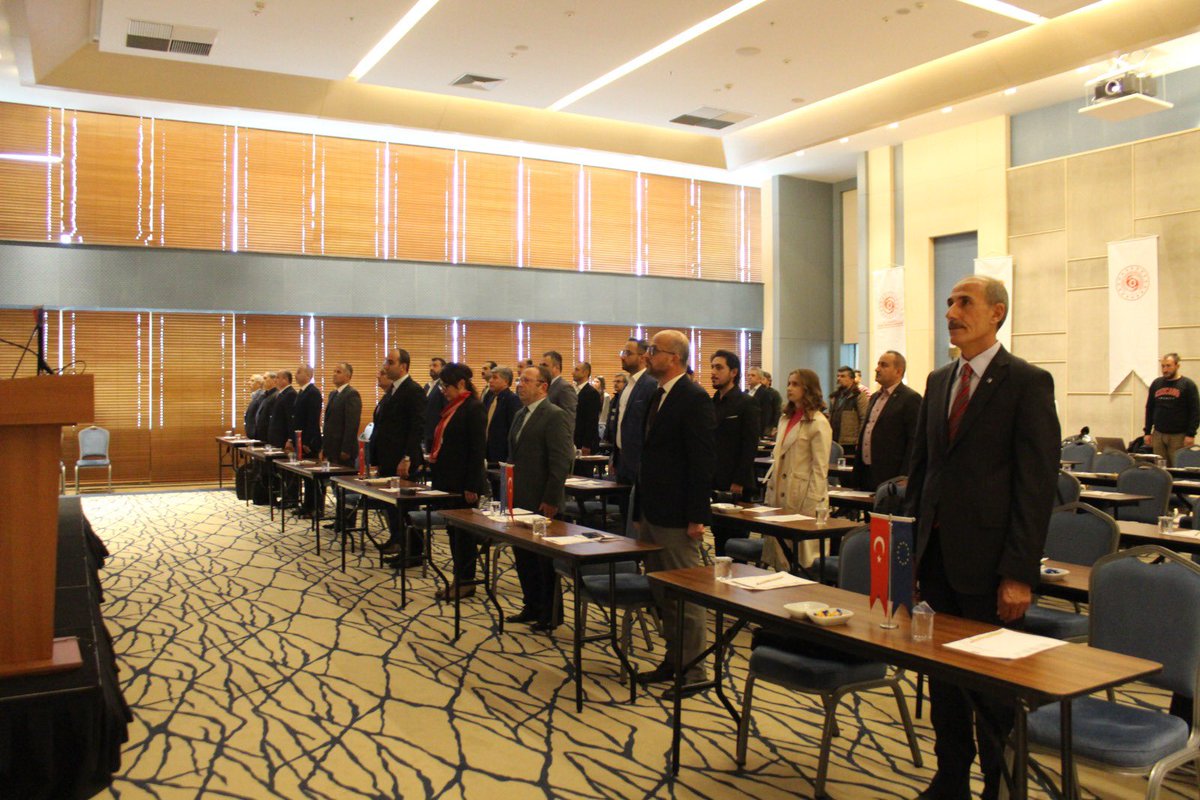 AkademisyenlerB's tweet photo. Derneğimizin yürütücüsü olduğu İşgücü-Yönetim Ortaklığı ile Emniyet ve Güvenliğin Arttırılması Projemizin (M-OHS) kapanış konferansını gerçekleştirdik. https://t.co/pY8CEFUdah