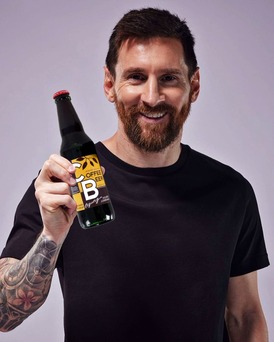 Dedydesta1's tweet photo. Lionel Messi minum coffee beer juga? https://t.co/72oEI6Gmlq