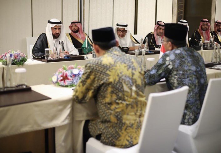 5. Tidak ada syarat pembatasan umur.

6. Pemerintah Saudi siapkan platform 'Nusuk' agar jemaah bisa memilih paket yang ada secara mandiri.