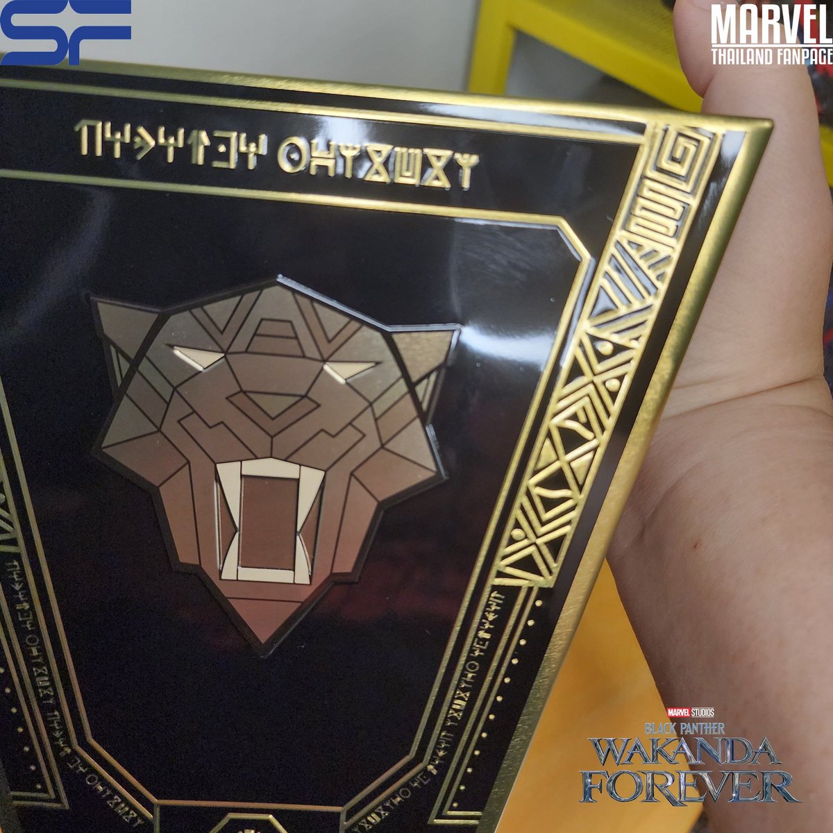 MarvelThaiFan's tweet photo. มาๆรีวิว Black Panther Combo Set แก้ว+ถังป๊อปคอร์นลายลิขสิทธิ์(เปิดไฟได้)
ตัวถังเป็นโลหะ พิมพ์นูน มีช่องใสด้านนึงและเปิดไฟได้!!! สวยมากๆ วางหน้าโรงต้นเดือนหน้า!!!
#SFCINEMA #BlackPanther #WakandaForever
https://t.co/aQoRPqk8O1
#SFSHOP #SFCINEMA
🎬🍿❤
#สถานีต่อไปวาคานด้า https://t.co/yfdBbCp7MP