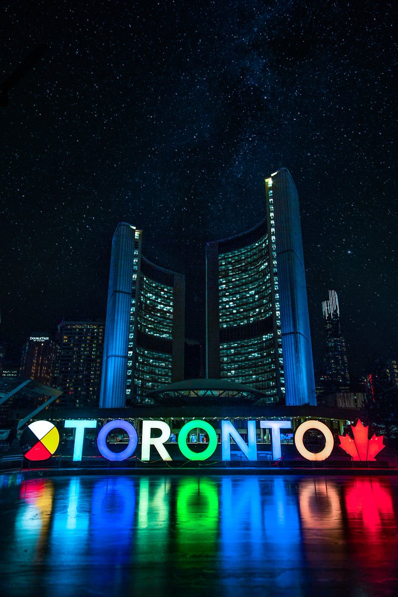 photosofcanada's tweet photo. nathan phillip square toronto canada | 📸 Ravi Patel @ravi_patel9 #photography #toronto #canada https://t.co/MmYd83lIvw