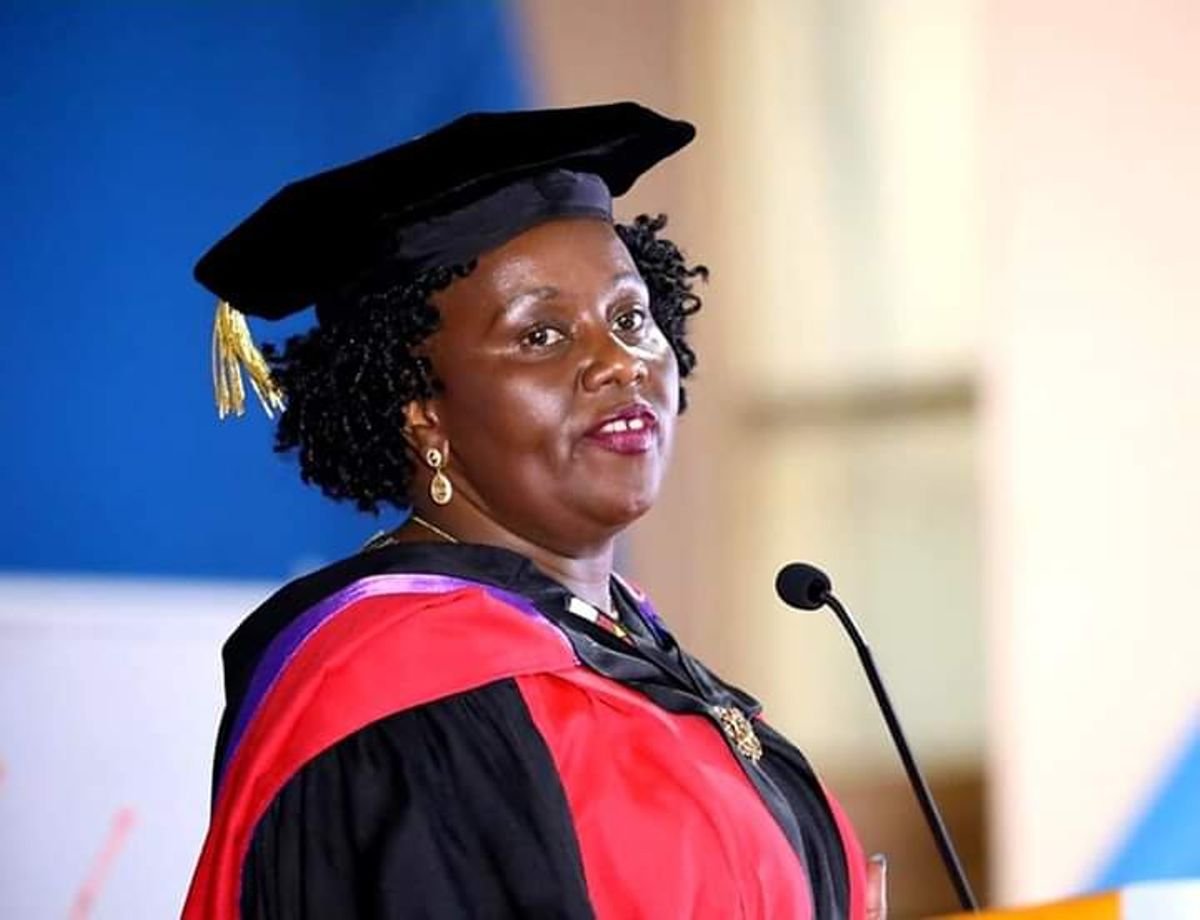 UoNLawFaculty's tweet photo. Prof. Kameri Mbote. 
 A Lawyer of the future must know some economics #uonresearchweek 2022 https://t.co/tqeDvECR69