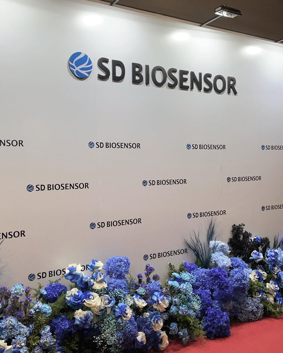 JoongKiPH's tweet photo. [EVENT] 221026 Song Joong Ki attended SD Biosensor Event at InterContinental Seoul Coex last night. 😍❤️

▶️saison_fleurie
📷: as owner 

#SongJoongKi #송중기 #宋仲基 #ソンジュンギ #ซงจุงกิ #SDBiosensor https://t.co/i025G82GNg