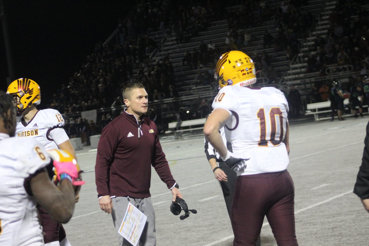 MillerSportsTi2's tweet photo. Jake Weingartz has done a good job as Head Coach for the Davison Cardinals Football Team in his 5 years at the helm. Back to the Division 1 Playoffs once again now. Saw them get a 28-6 win over the Lapeer Lightning on the road in Week 9 of the regular season...... https://t.co/odkulJJzuH