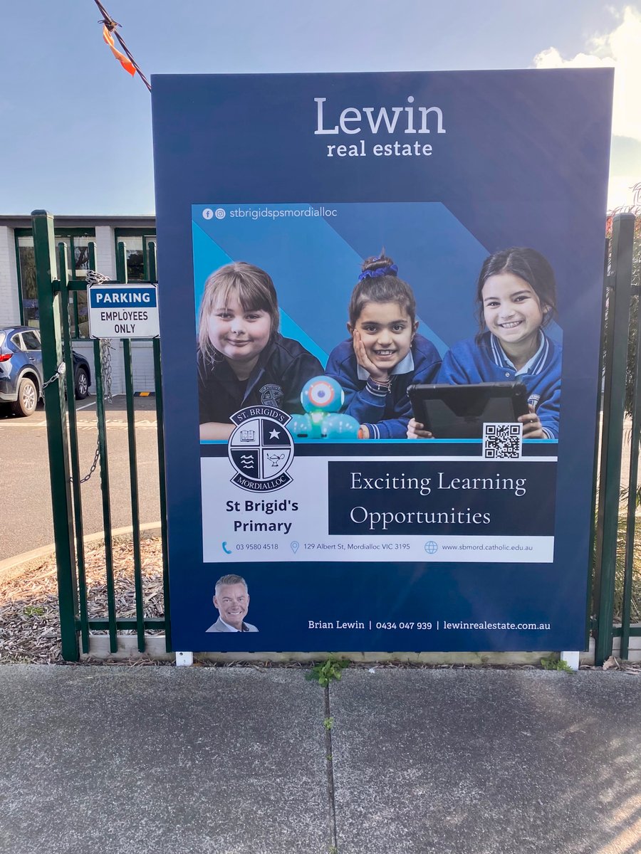 Our latest design is standing proudly on Albert and Chute Street Mordialloc. If you’re in the area head to St Brigid’s. 

Thanks to Brian <a href="/lewinrealestate/">Lewinrealestate</a> for always working with us to supply the boards to our schools.