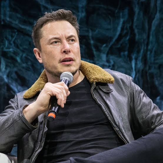 PPathole's tweet photo. I support @elonmusk 's vision to where he wants to take Twitter. Elon wants to make Twitter as inclusive as possible &amp; wants at least 50% of the population on Earth to be on Twitter. Elon understands the platform, &amp; wants to make Twitter as entertaining &amp; informative as possible. https://t.co/6wBFm2rDuM