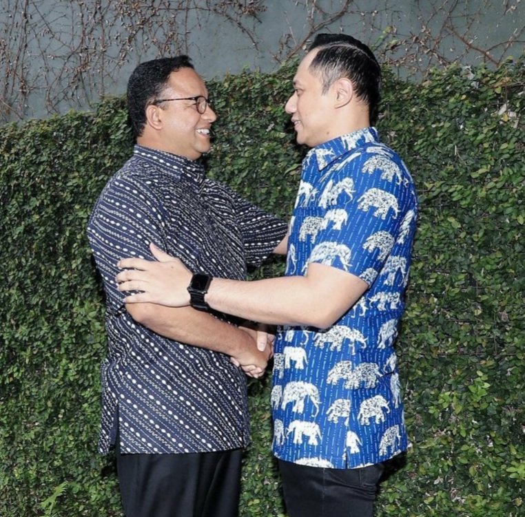 MIrvanDarwin1's tweet photo. Kalau bhs Hypnotisnya, Semakin dalam, Semakin dekat, semakin NYATA PASANGAN ini akan segera Deklarasi.Satu pemikiran kearah Perubahan,menuju Psrbaikan yg lebih baik, @NasDem @PDemokrat @PKSejahtera @sobat_anies @YenniS40529440 @FahrialZein @marlina_idha @ommi_siregar @menang2024 https://t.co/zaNhNDzqJi