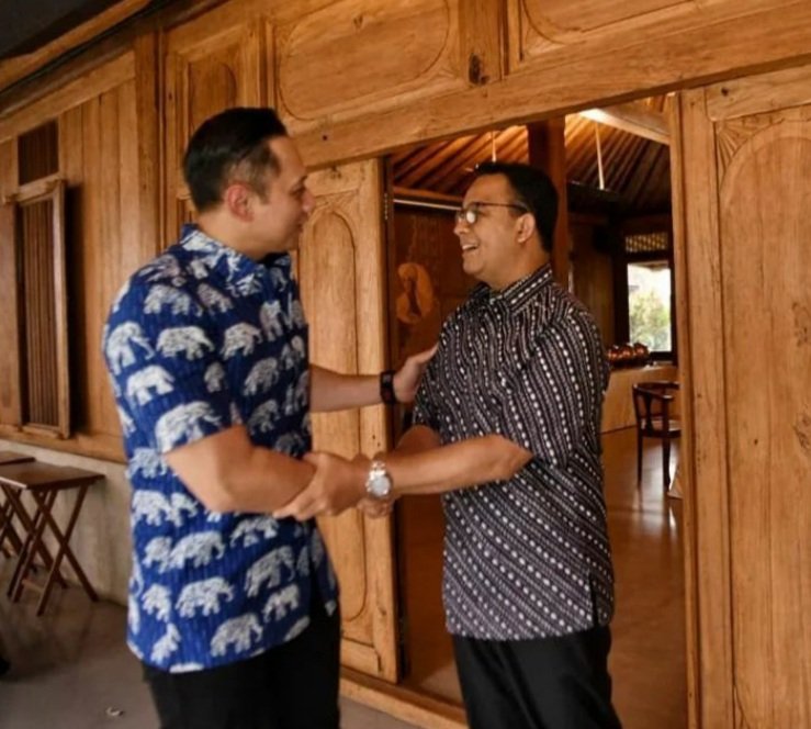 MIrvanDarwin1's tweet photo. Kalau bhs Hypnotisnya, Semakin dalam, Semakin dekat, semakin NYATA PASANGAN ini akan segera Deklarasi.Satu pemikiran kearah Perubahan,menuju Psrbaikan yg lebih baik, @NasDem @PDemokrat @PKSejahtera @sobat_anies @YenniS40529440 @FahrialZein @marlina_idha @ommi_siregar @menang2024 https://t.co/zaNhNDzqJi