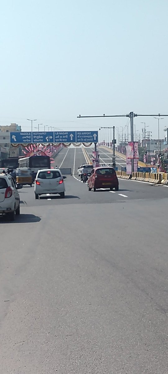 steelstreetbikr's tweet image. Congrats @KTRTRS @arvindkumar_ias @HMDA_Gov Flyover due for inaugration 👏🏻 @TSRTCHQ @tsrtcmdoffice we need #BusPriorityLanes and More Buses connectivity is need of the hour."n" no.of flyovers built results in more traffic #activemobility #publictransport is the solution @sselvan