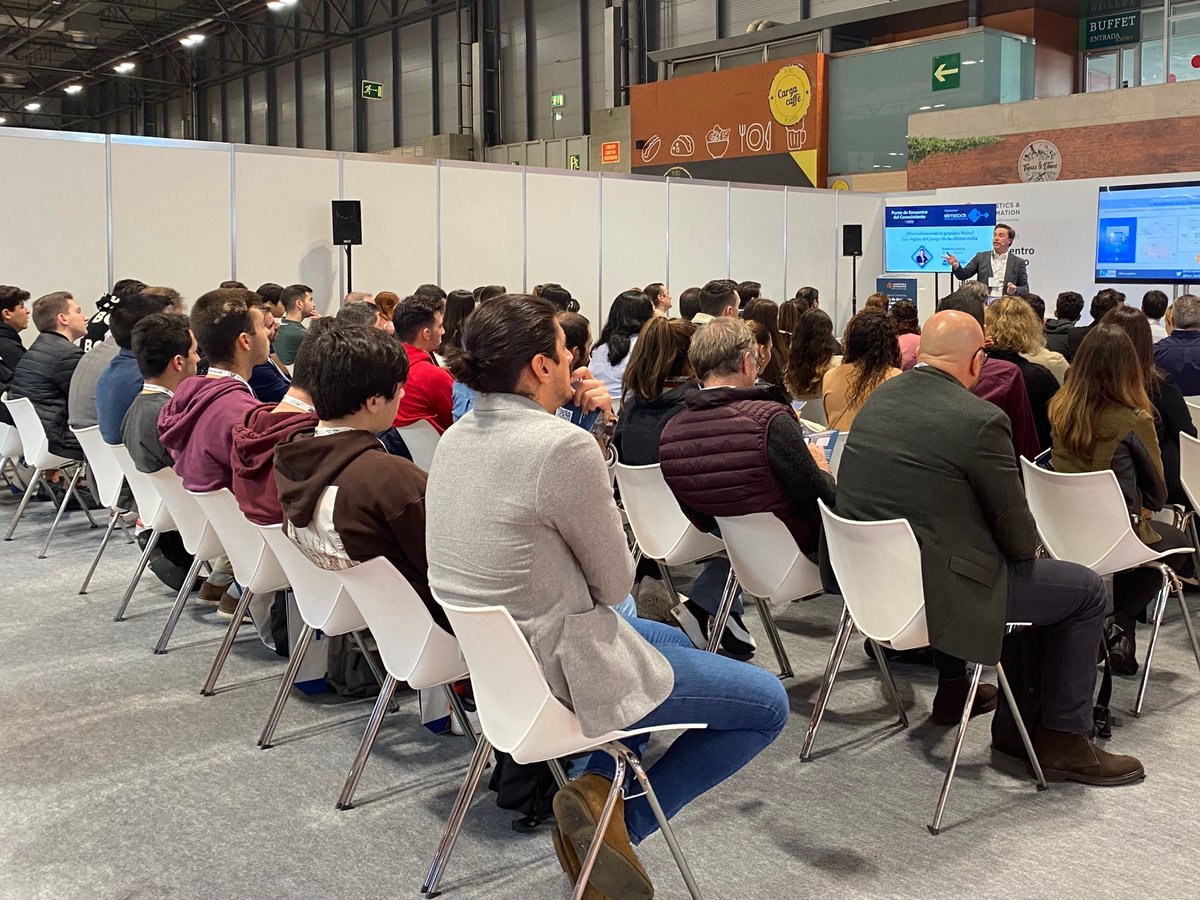 LogisticsSpain's tweet image. “Web 3 y Metaverso”, donde empezamos a perder esa distinción entre lo físico y lo digital
¿Te apuntas?
📍 Sala Punto de encuentro del conocimiento
🕛 11:30h
#logisticsautomationmadrid2022 #logisticsautomationmadrid