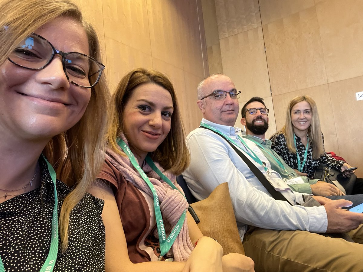 RosaliaDue's tweet photo. Congreso #Anecorm equipo multidisciplinar #HospitalLaPaz https://t.co/HDWCxP1P3q