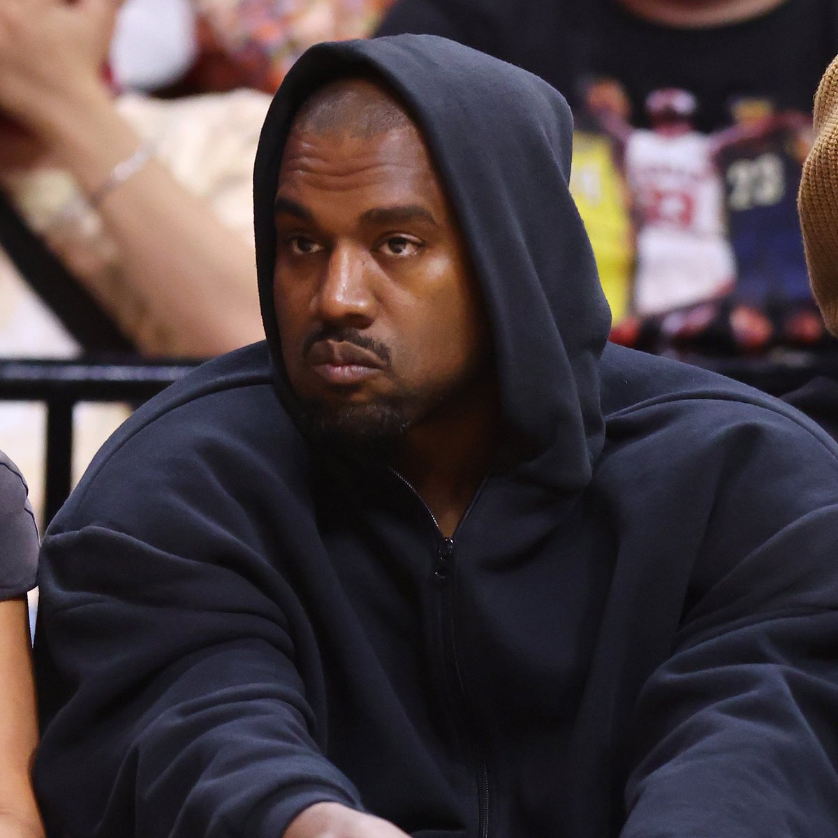 wydfederico's tweet photo. Breaking: Kanye West has permanently been banned from using M-Pesa https://t.co/OZdl0SG4sI