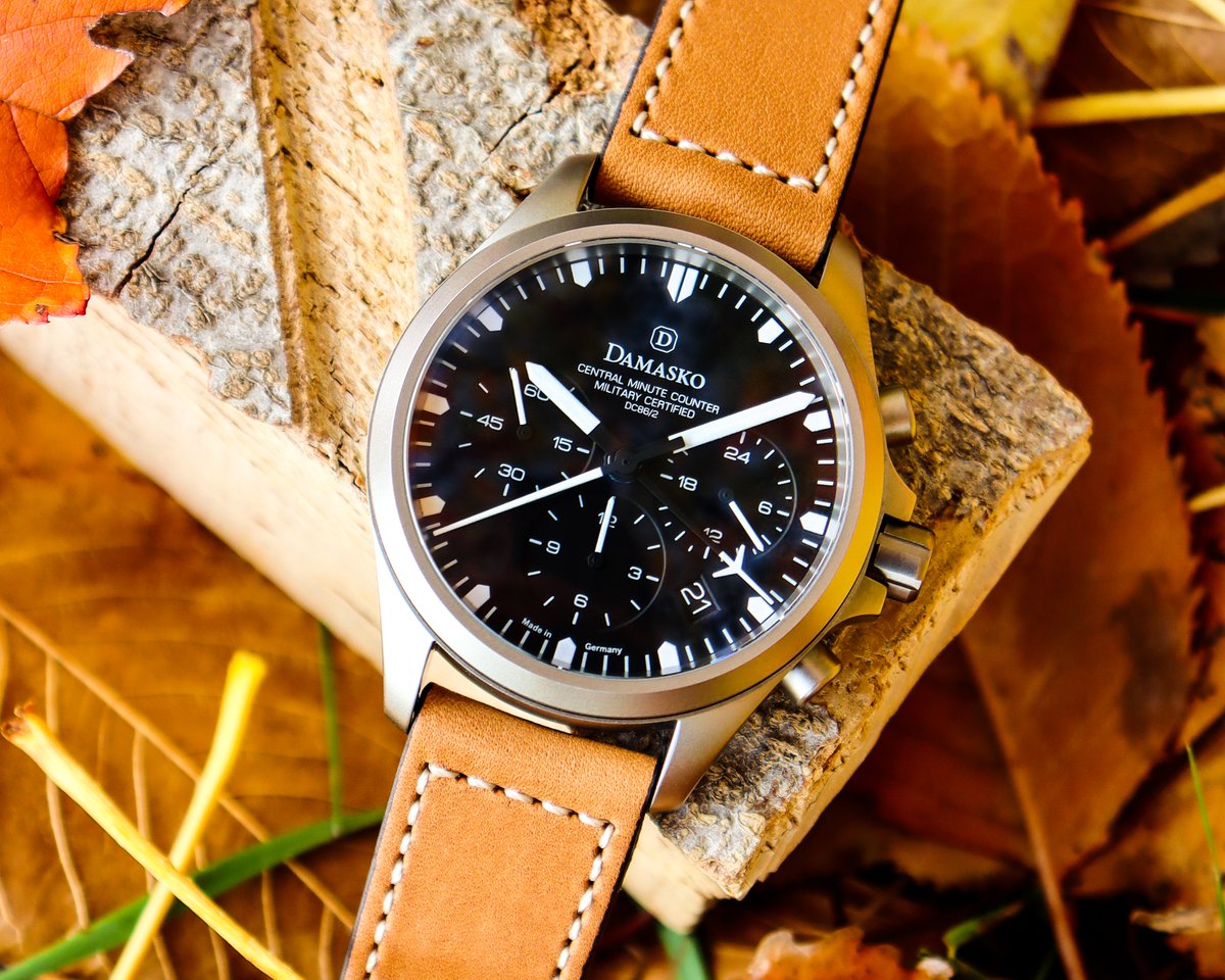DAMASKO_watches's tweet photo. Our DAMASKO DC76/2 with brown "Snow Calf" leather strap fits perfectly into the colorful autumn season. Find your DAMASKO watch for all your adventures now!
#damaskowatches #watch #watches #autmn #herbst #snowcalf #lederband #leatherstrap #dc76/2 #chronograph #watchwedneyday https://t.co/kLxpezz6Oy