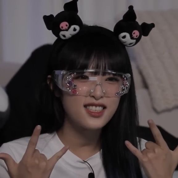 cynrated's tweet photo. #MAMAVOTE #yena https://t.co/TfCkzwwxVB