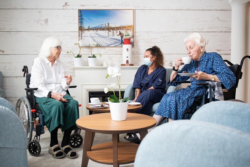 Fler kunder flyttade in på Attendos boenden under det tredje kvartalet. Samtidigt fortsätter resultatet att tyngas av kostnadsutvecklingen. Inför 2023 finns förutsättningar att nå bättre villkor för den finska verksamheten. Läs mer på attendo.com