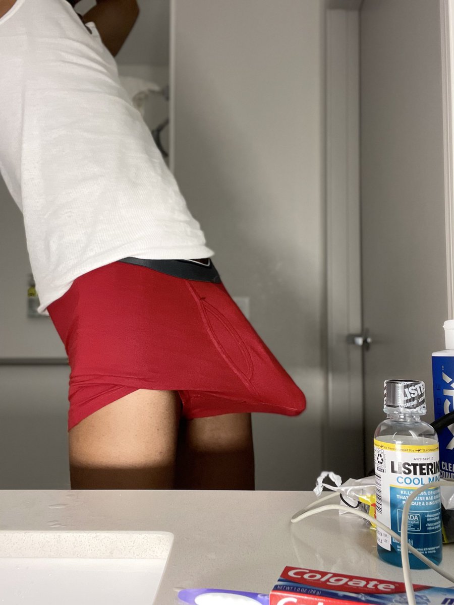 Dr2trange's tweet photo. Show me some love ladies #school #student #slutty #sexynude #sexystudent #slut #blowjob #dick #boobs #tits #suck #suckingdick #oitfit #handjob #anal #oral #porn #pornhub #lanarhoades #emilywillis #kissing https://t.co/djxkyxAuIi