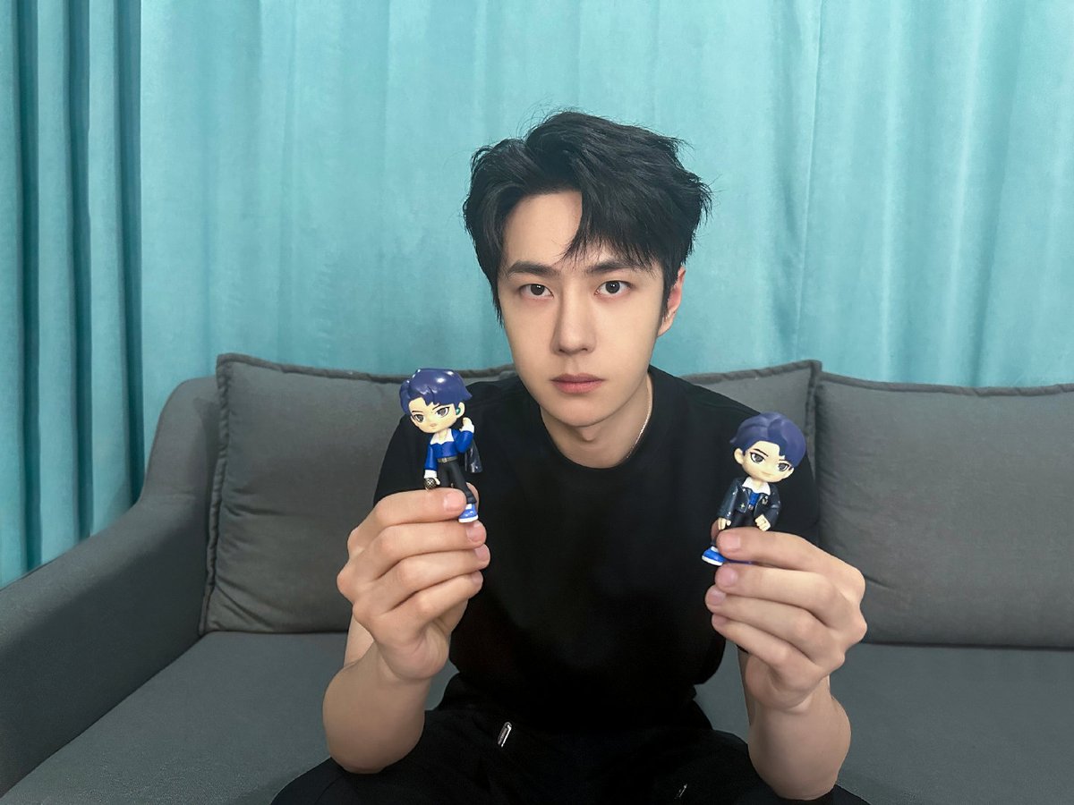 NEW‼️] TOPTOY Weibo Wang Yibo with his figure dolls from 'Yuehua