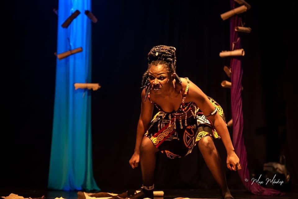 AkumbuJones's tweet photo. Larisa Manfo is part of the winning duo that won this years’ Goethe Decouvete Catogory theatre. Working with these two as their coach was a blessing on their piece by Dr Roberto Tchamba.Thanks Goethe Institute  Kamerun for the trust. https://t.co/C2GZGqSksh