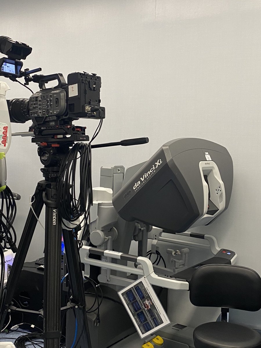 davidlorente2's tweet photo. @urologiaHVH is ready #ERUS22 https://t.co/tv6QhXBxu6