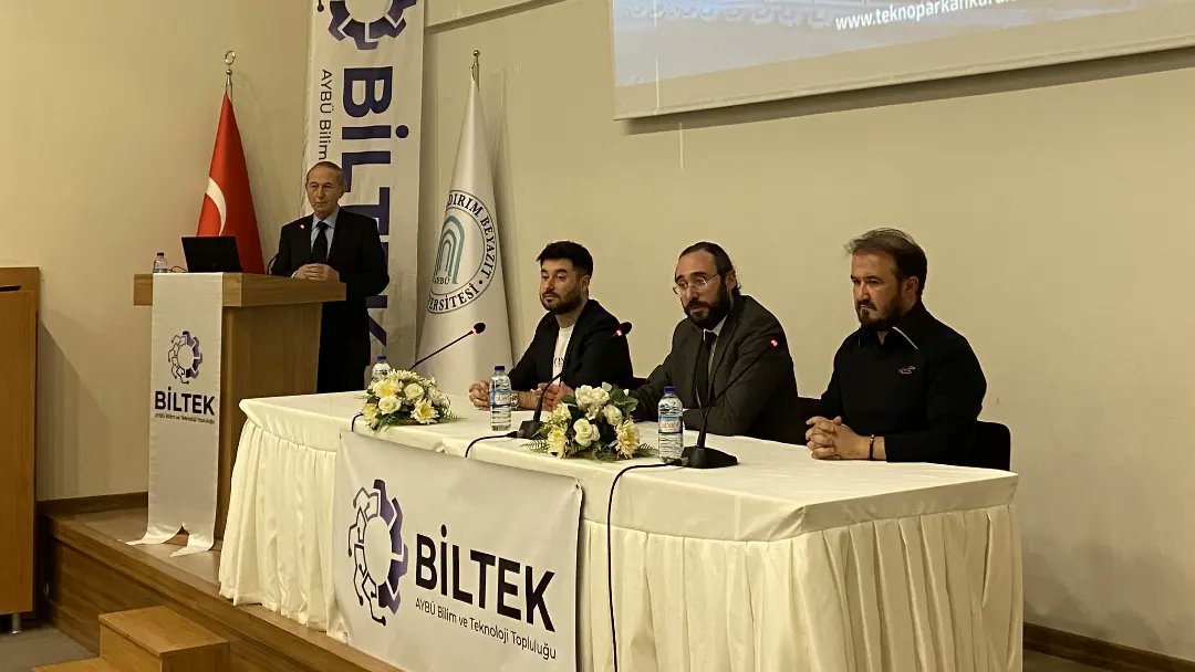 aybubiltek's tweet photo. Bilim ve Teknoloji Topluluğu, bilimsel ve endüstriyel araştırmalar yaparak katma değerli ürünler ortaya koyan Teknopark Ankara'dan bilgi ve deneyimler aktarmak amacıyla davet ettiği konuşmacılarla panel gerçekleştirdi. Katılımcılarımıza teşekkür ederiz.

📍https://t.co/jUuYR2g08T https://t.co/o4QvBnPZbv