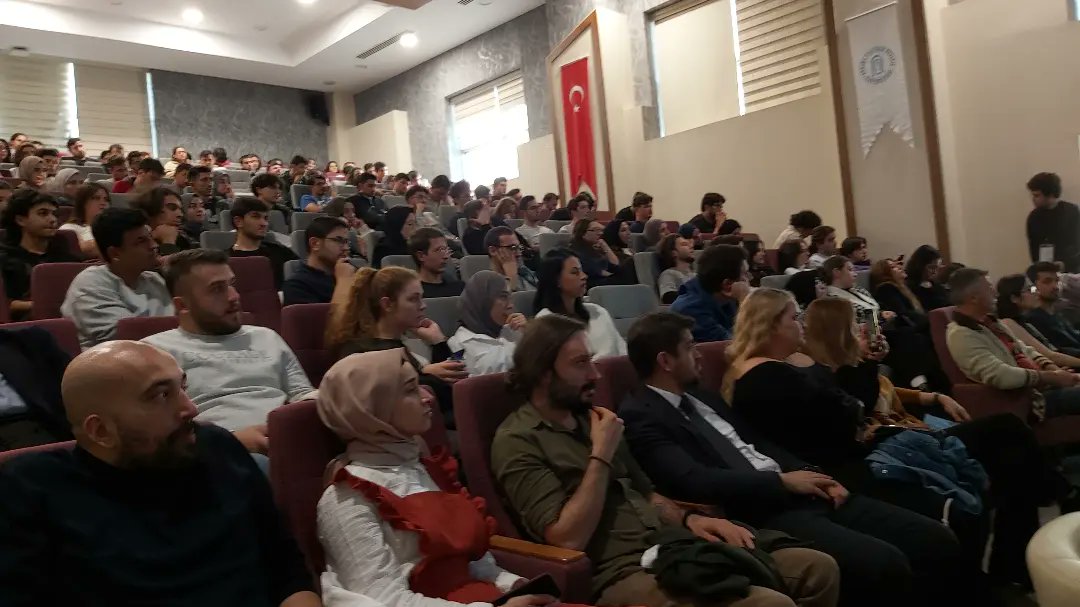 Bilim ve Teknoloji Topluluğu, bilimsel ve endüstriyel araştırmalar yaparak katma değerli ürünler ortaya koyan Teknopark Ankara'dan bilgi ve deneyimler aktarmak amacıyla davet ettiği konuşmacılarla panel gerçekleştirdi. Katılımcılarımıza teşekkür ederiz.

📍instagram.com/p/CkKruP_okVH/…