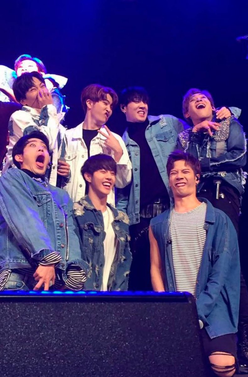 AApichanapong's tweet photo. #MAMAVOTE #GOT7
ขอคนละหนึ่งรีฮับ🙏❤️😎🌴🐢🍑🦦🐍🐜🐤🇹🇭🌻😎❤️ https://t.co/yeV1moNuzA