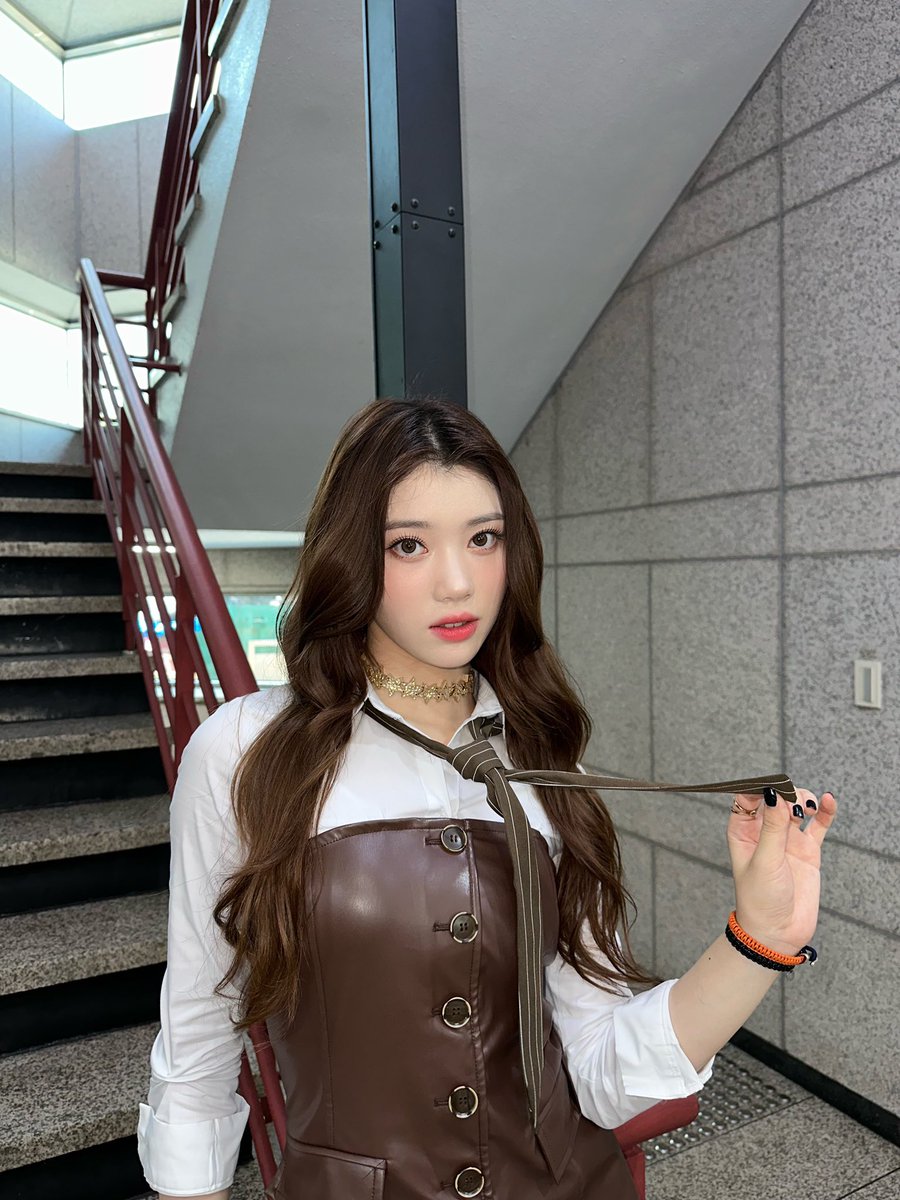 bblsxt's tweet photo. 221026 🦌💬 https://t.co/tkS9qlP3UT