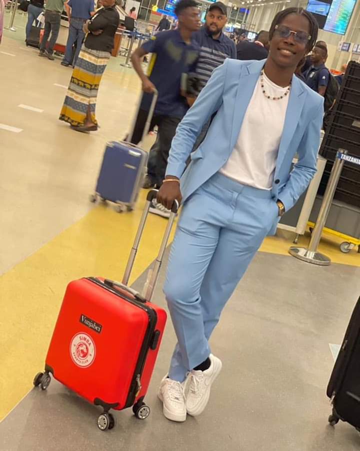 jane_dunta's tweet photo. Simba Queens of Tanzania looking Amazing om their way to Morocco for 2022 CAF women's champions league.
The Tanzanian side are making their debut at this year's edition which runs from 30th October to 13th Novermber 2022.
#ItsPossible
#soccerwatch
#womensfootball https://t.co/rTVWiNDUyJ