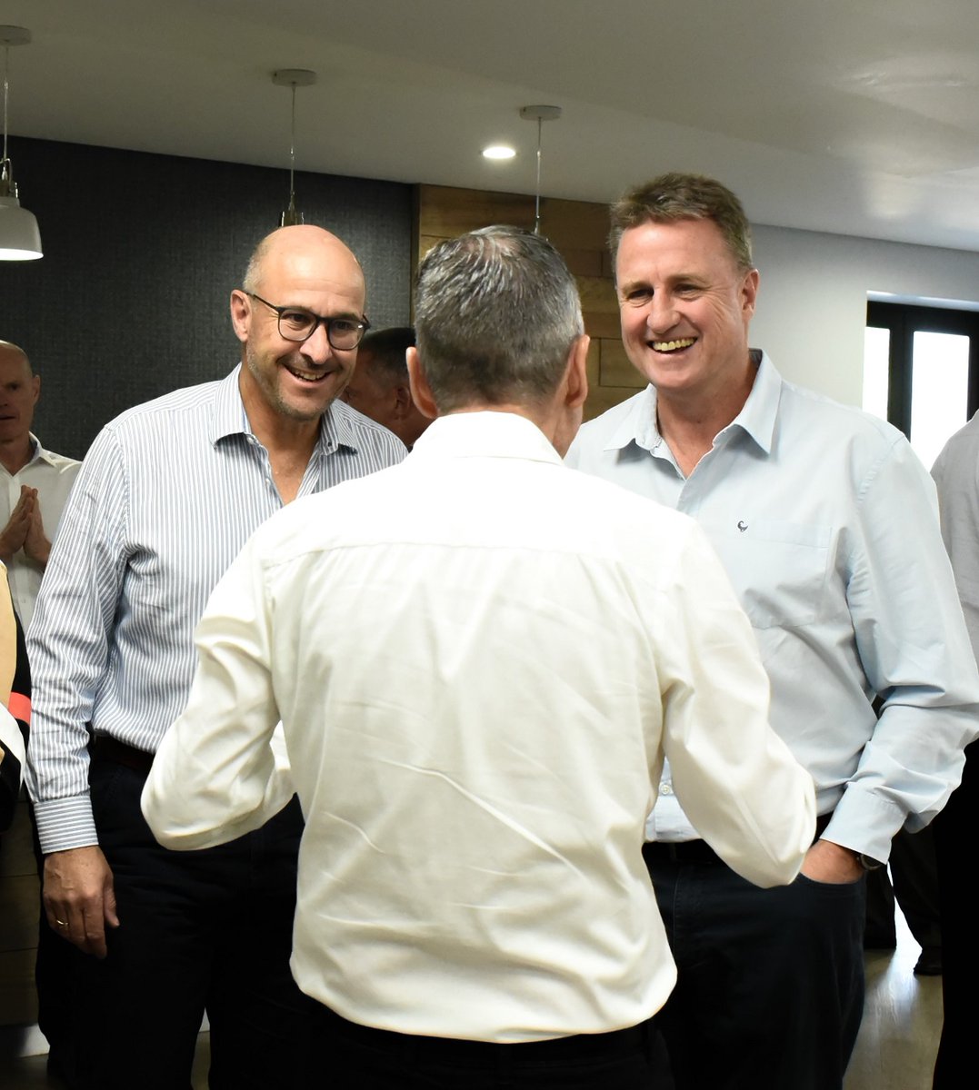 Fortress_Fund's tweet image. We hosted a Broker ‘meet &amp;amp; greet’ with @broll_insights at our offices in Sandton yesterday to showcase some of our prime properties. 

Visit our website for more information on our portfolio: fortressfund.co.za/schedule-of-pr…

#Brokers #Logistics #Retail