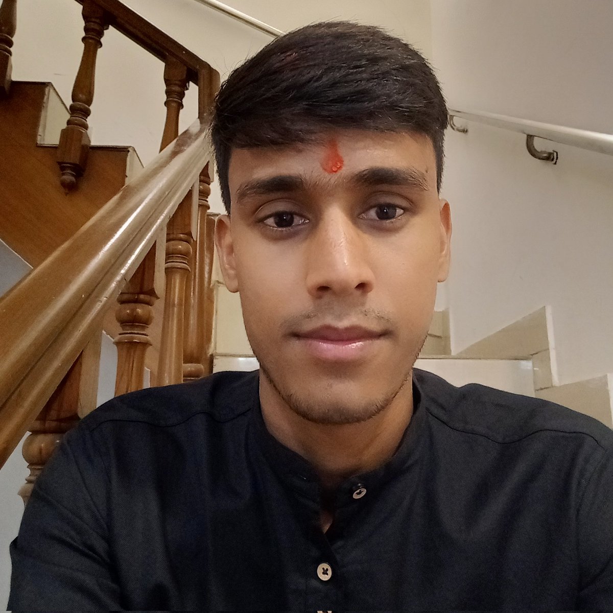lalankumarrai4's tweet photo. #NewProfilePic https://t.co/MkbBBpv1ia
