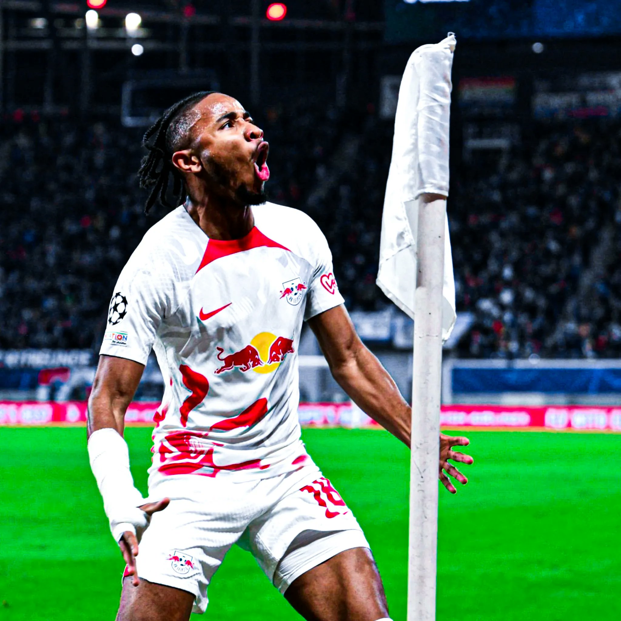 transfer news today live twitter