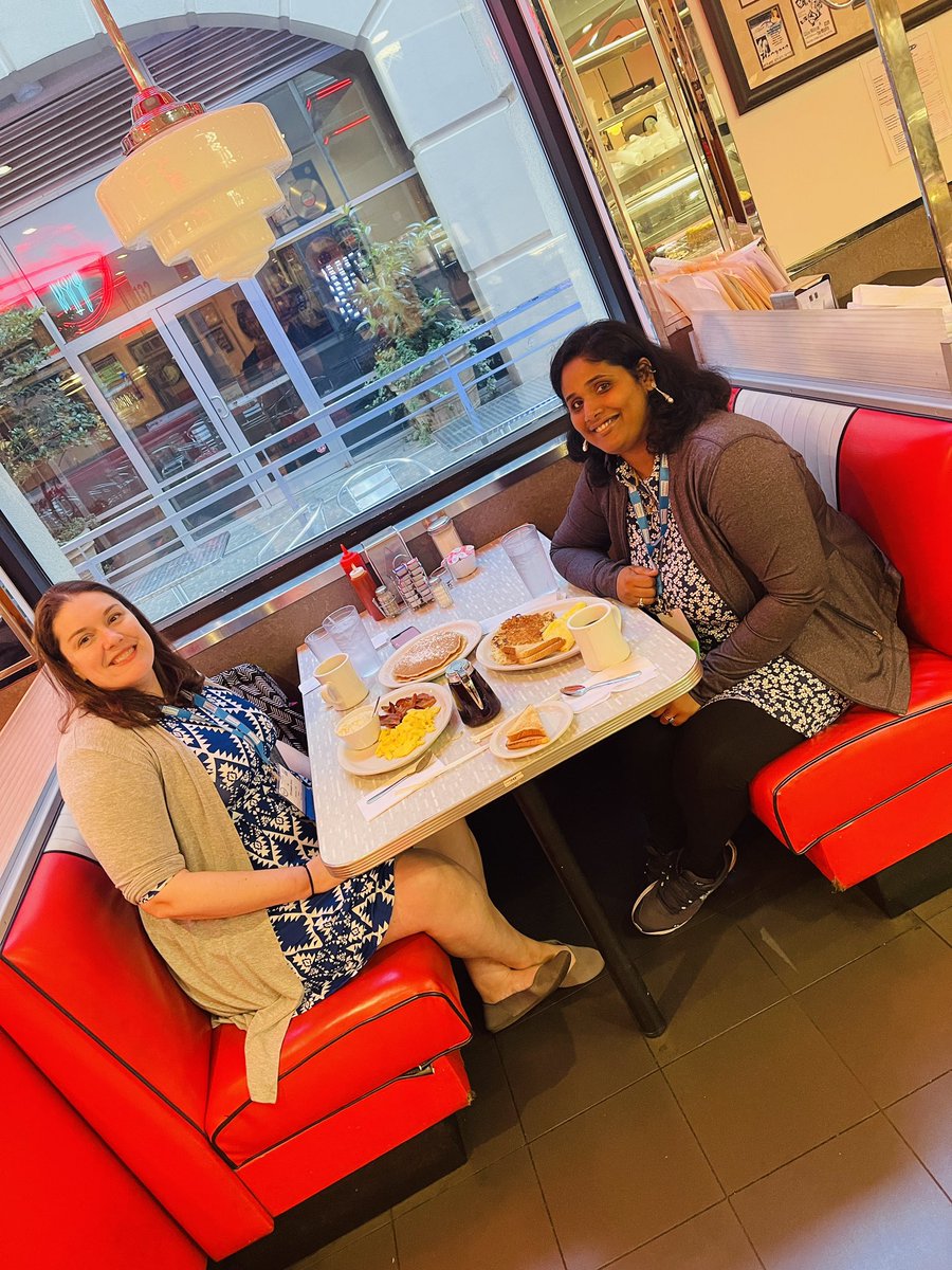 With <a href="/EPaineMD/">Elizabeth Paine</a> finally managing to catch a meal together :) you are a rockstar! I am in awe of all the work you put into <a href="/AmCollegeGastro/">ACG</a> while managing three young kids 😳I am so glad to have you in my life as a friend and guide!! Cheers to many more such meetings 🍻 #WomenInGI