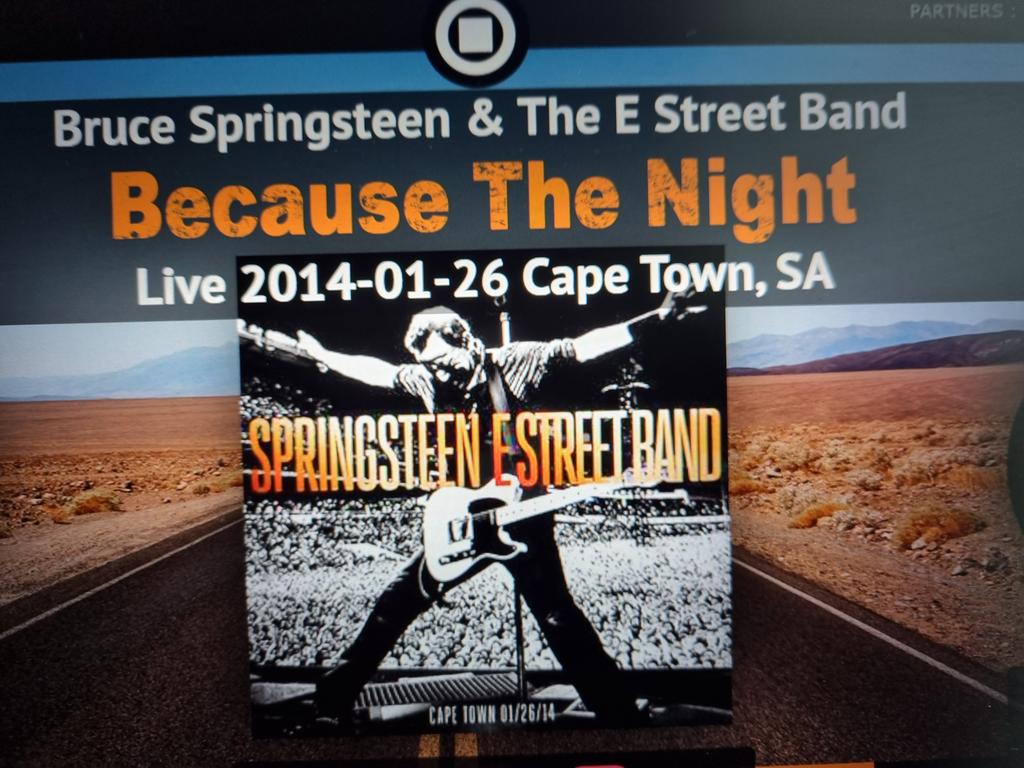JuhaOksanen's tweet photo. This song is simply perfect. As a love version, even surreal. Goosebumps all over, every time. #Springsteenfm @springsteen https://t.co/lqYW32qtWN