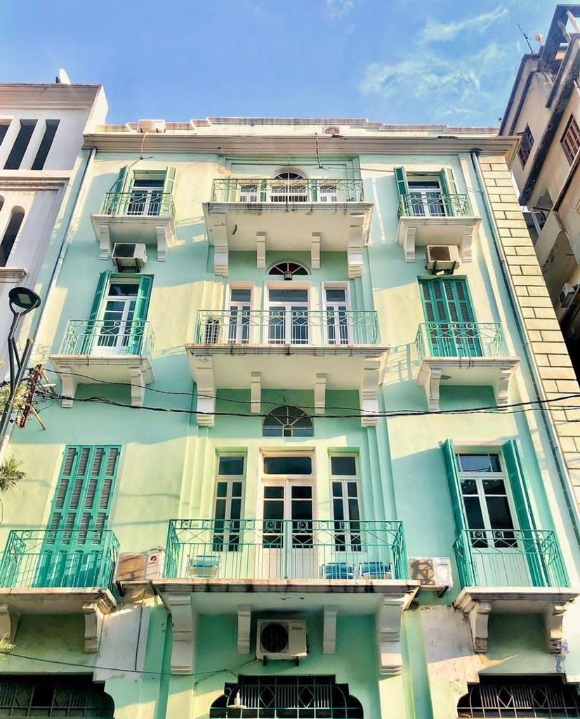CheerupLebanon's tweet photo. influences that have shaped Lebanon's built environment! 🇱🇧

The city now features modern buildings alongside arabesque Ottoman buildings, as well as Roman and Byzantine structures. 

📍Extra Tip: Just wander around every street and ull be in awe every second! 💯
.
.
.
.
.
.
. https://t.co/xbbkDWUWGP