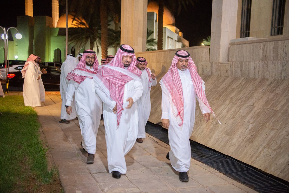 joufchamber's tweet photo. مشاهد من حفل عشاء مبادرة "سفرة جوفية" والذي نظمته #غرفة_الجوف أمس الثلاثاء برعاية وتشريف وكيل إمارة المنطقة الأستاذ حسين بن محمد آل سلطان وحضور مدراء الجهات الحكومية ورجال الأعمال. https://t.co/ypd6Kb1Y3o