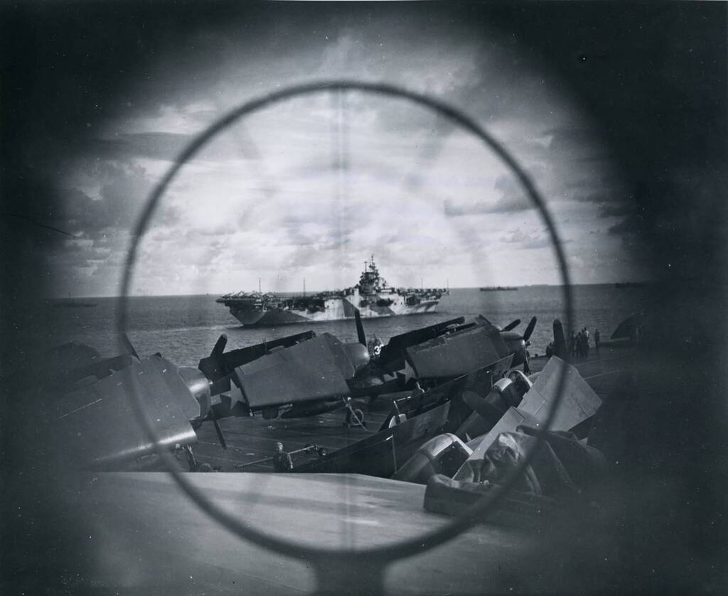 WarshipPorn On Twitter USS Intrepid As Seen Through The 5 inch 38 Gun warshipporn-on-twitter-uss-intrepid-as-seen-through-the-5-inch-38-gun