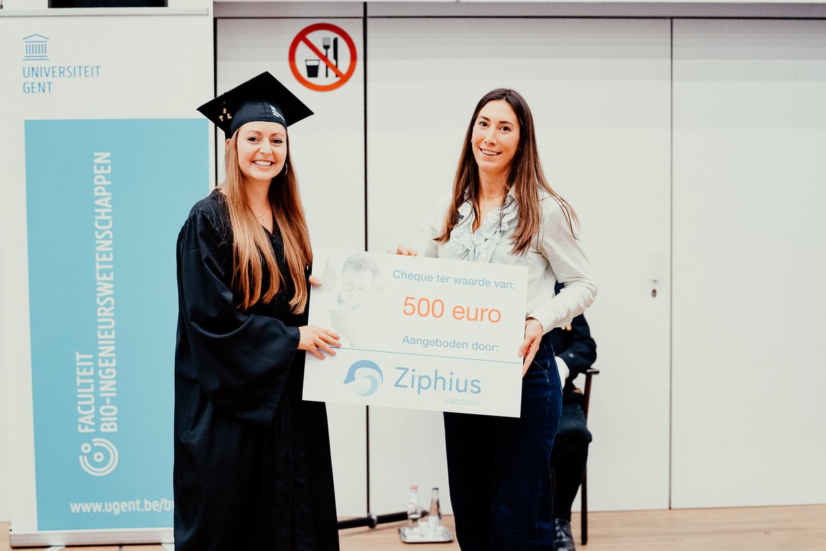 Translational Nuclear Receptor Research Lab (@tnrr_lab) on Twitter photo Last month, Eleni Staessens won the Ziphius-award for her master thesis around the use of HDAC6 inhibitors in Multiple Myeloma. This month, Eleni started her PhD in our <a href="/TNRR_Lab/">Translational Nuclear Receptor Research Lab</a>. Congrats and welcome (back) Eleni! Last month, Eleni Staessens won the Ziphius-award for her master thesis around the use of HDAC6 inhibitors in Multiple Myeloma. This month, Eleni started her PhD in our <a href="/TNRR_Lab/">Translational Nuclear Receptor Research Lab</a>. Congrats and welcome (back) Eleni!