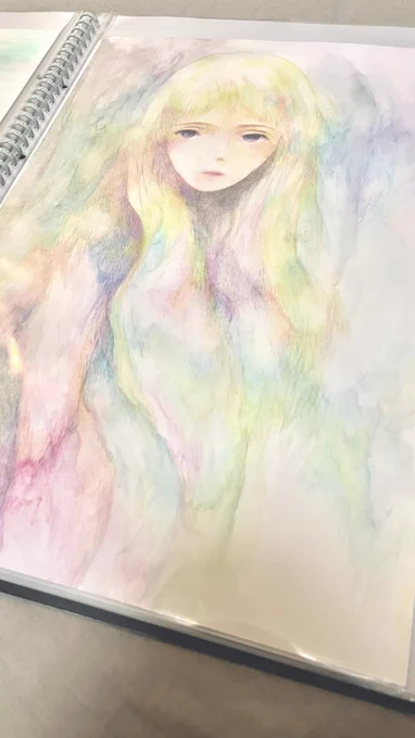 新しい絵を描きました「1枚の絵を仕上げるのにどれくらいの時間がかかるのか?」とよく聞かれるのですが、今回は一気に描き上げたので明確な時間が分かって、だいたい5時間くらいでした 