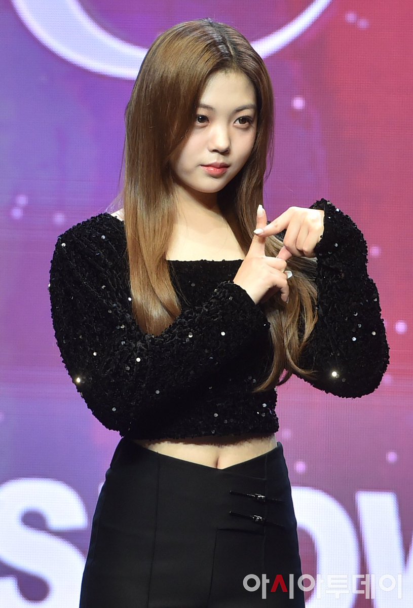 classyarchive's tweet image. #RIWON at today’s day &amp;amp; night showcase

#김리원 #리원 #클라씨 #CLASSy