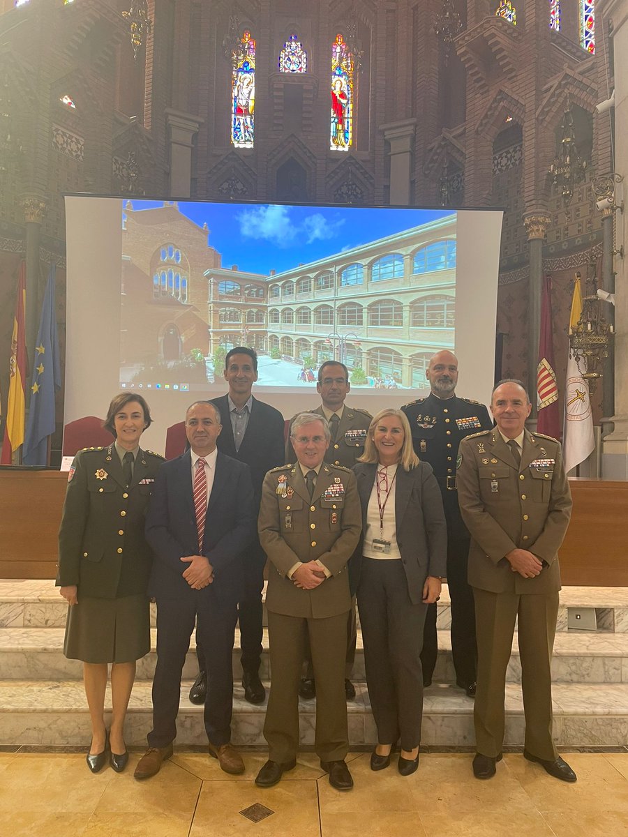 VAguileraDiaz's tweet photo. Un privilegio haber impartido una conferencia junto a destacados miembros de las Fuerzas Armadas en la @uaoceu_universitat con motivo de las "Jornadas sobre Seguridad y Defensa: #ciberseguridad y #geopolítica".

#ciberdefensa
@isecauditors 

https://t.co/KvoTTblexL https://t.co/prBipB5iof