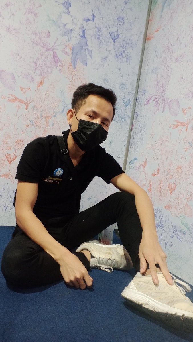 win_anmar's tweet photo. ဒီနေ့ဟာရိုးရိုးလေးပုံပါ https://t.co/tlcf1hxjTt