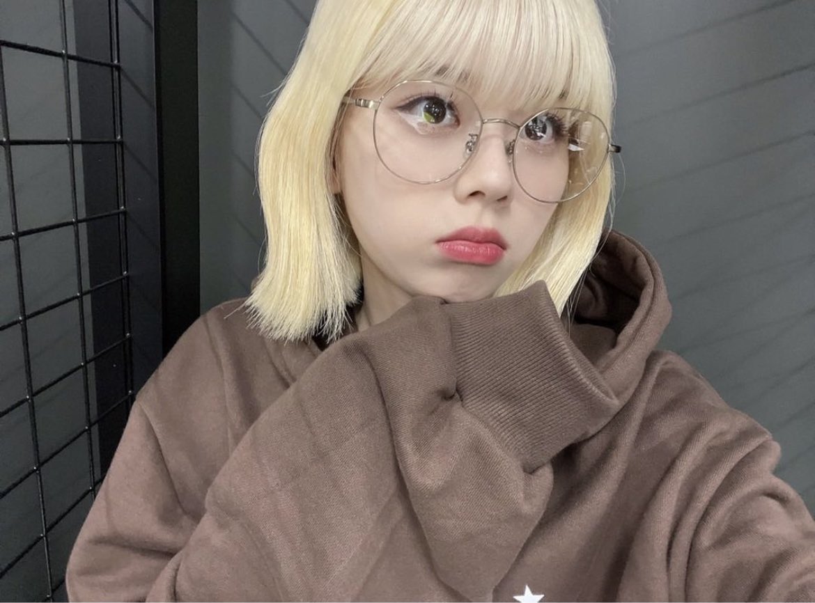 9_ri_9's tweet photo. リクちゃん誕生日おめでとー！！💛💛💛
20歳もエネルギッシュなリスとして頑張ってねー！！🐿🐿
これからもずっと応援してます！！！
#RIKUもうNiziU歳やday 
#RIKU 
 #HappyRIKUDay https://t.co/UCRXboEne5