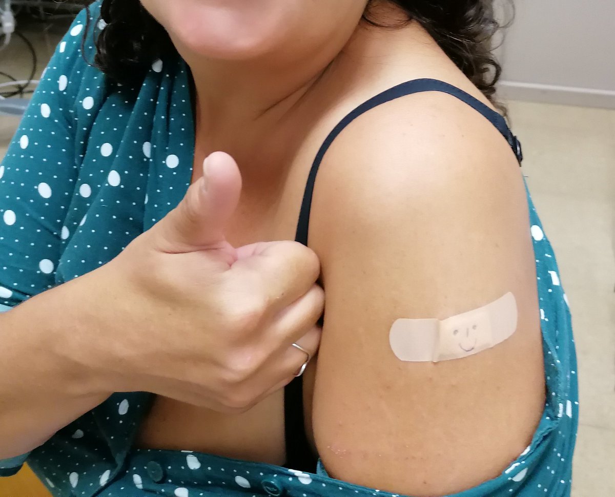 Aquest any encara més, aquest any el doble ✌ #vdevacunat <a href="/icscat/">ICS. Generalitat</a>