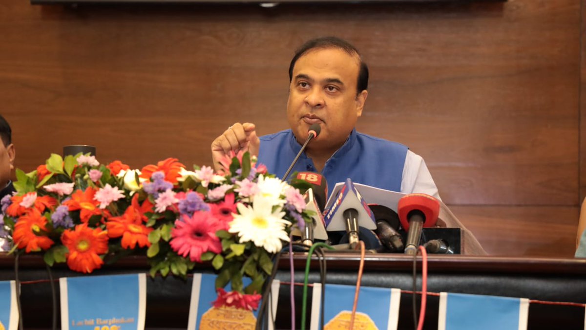himantabiswa's tweet photo. Mahavir Lachit Barphukan was an iconic warrior who had fought for his motherland and dealt a devastating blow to the Mughals.

To pay a fitting tribute to the great Ahom General on his 400th birth year, we are holding an essay writing on his life and achievements. https://t.co/LzoIDpdAdP