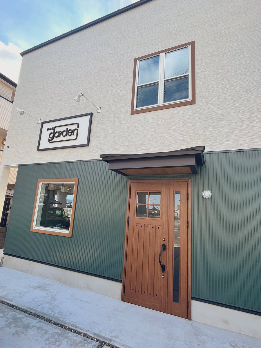 LightupOita's tweet photo. 店舗併用住宅、完成ですわ～～～！
美容室gardenは11/7オープン予定ですので大分にお住まいの方はぜひ利用してみてください。 https://t.co/jZMRc83Q1N