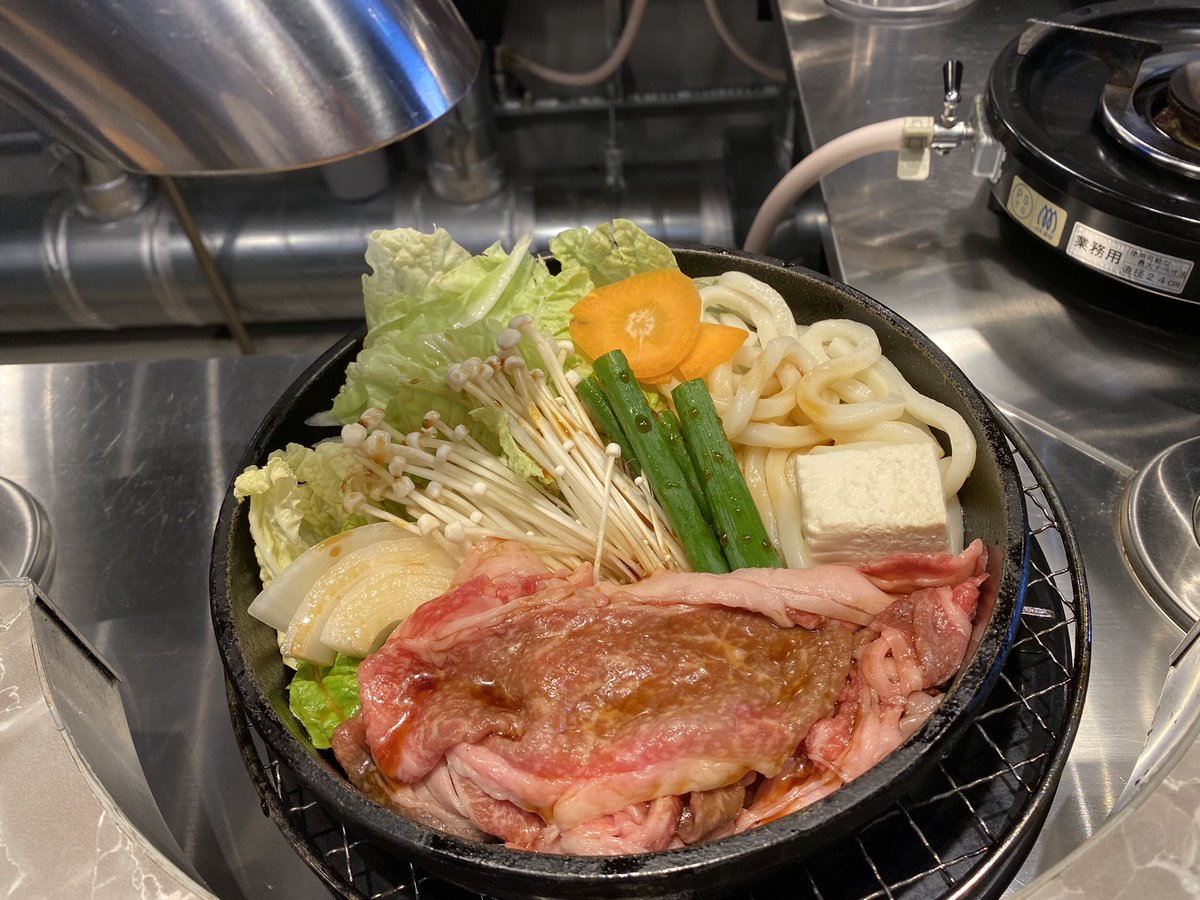 KaKun1204's tweet photo. #MALIMO
#ランチ
#すき焼き
#美味しい
ハンバーグ、焼き肉等色々と迷います💖 https://t.co/4FHD64RI6U