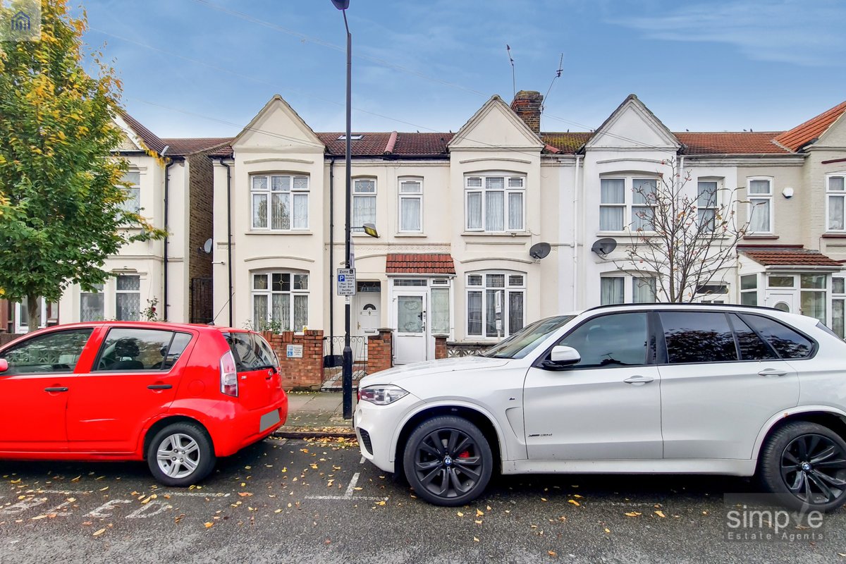 Simple Estate Agents tweet media